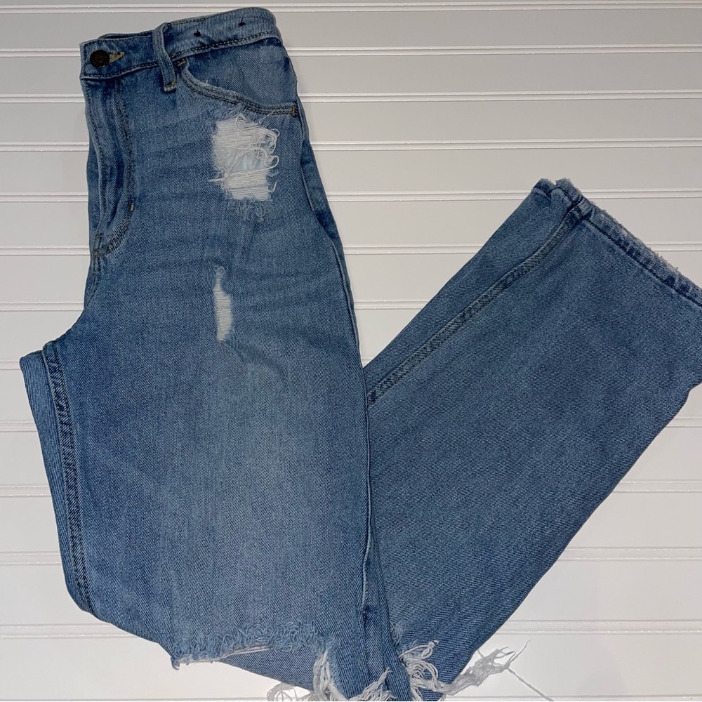 Hollister Ultra High-Rise Dad Jean size 1